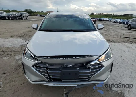 2019 Hyundai Elantra Sel z USA, uszkodzony, nr VIN 5NPD84LF2KH424688